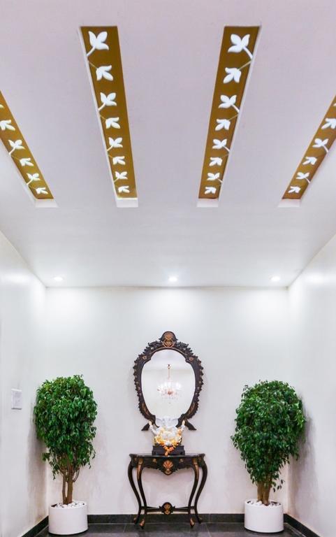 Отель Red Orchid Мератх Экстерьер фото