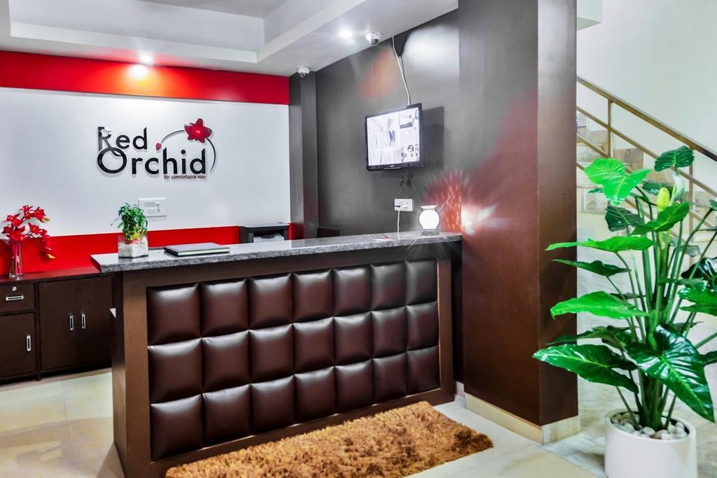 Отель Red Orchid Мератх Экстерьер фото
